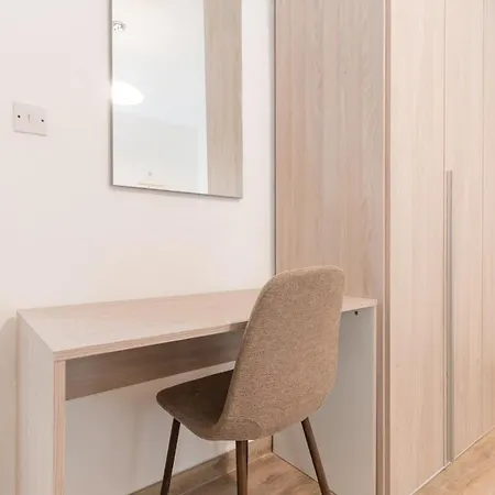 Tempo In St Pauls St. Paul's Bay