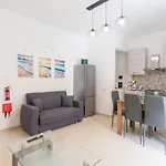 Tempo In St Pauls Апартаменты