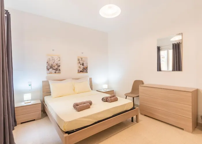 Tempo In St Pauls Apartment