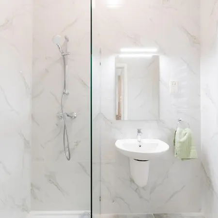 Tempo In St Pauls St. Paul's Bay